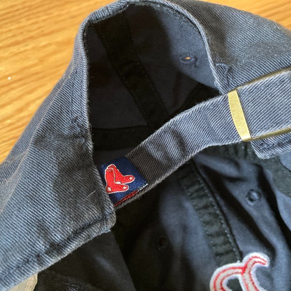 Boston Red Sox Cap - Picture 3 of 4